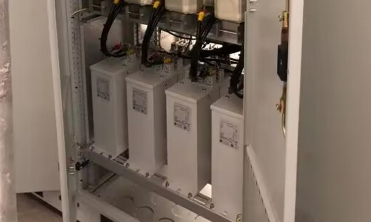 冶金工業(yè)用戶(hù)電網(wǎng)中抗諧波型電容器的應(yīng)用 冶金工業(yè)用戶(hù)電網(wǎng)中抗諧波型電容器的應(yīng)用