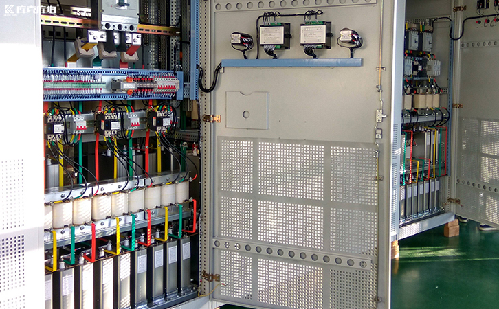 低壓補(bǔ)償設(shè)備