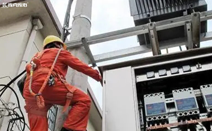 無(wú)功補(bǔ)償控制器