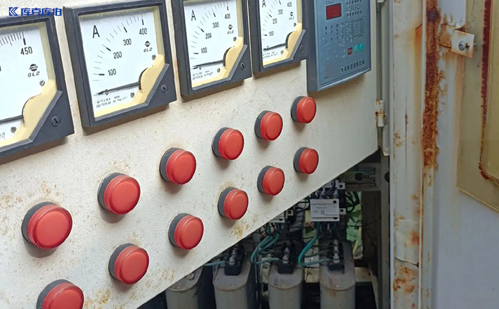 無(wú)功補(bǔ)償控制器