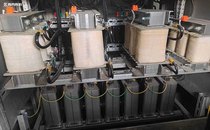 低壓補償控制器