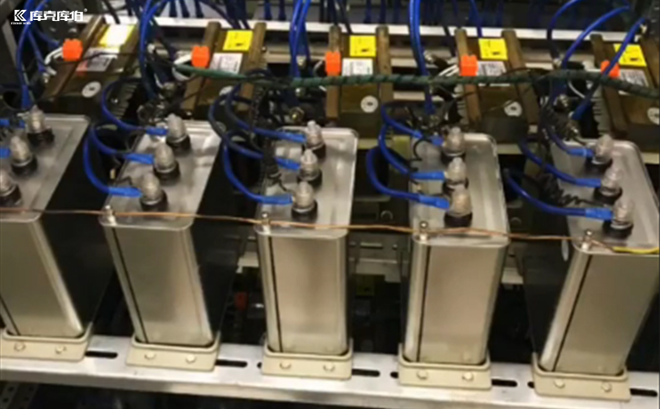 自愈式并聯(lián)電容器